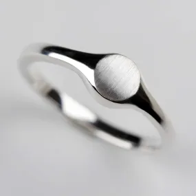 6x6mm Round Signet Ring