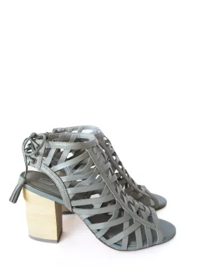 Geovana Leather Caged Heel Sandal in Grey